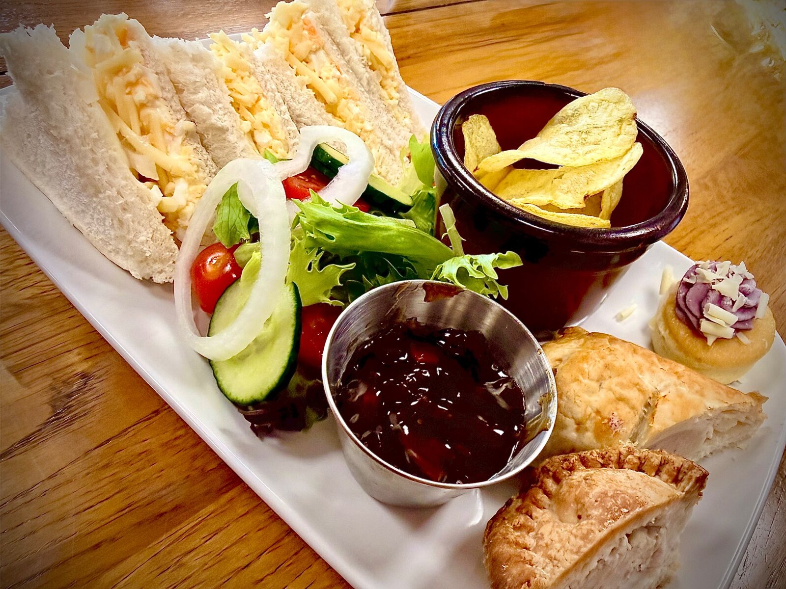 A freshly prepared buffet at On the Way